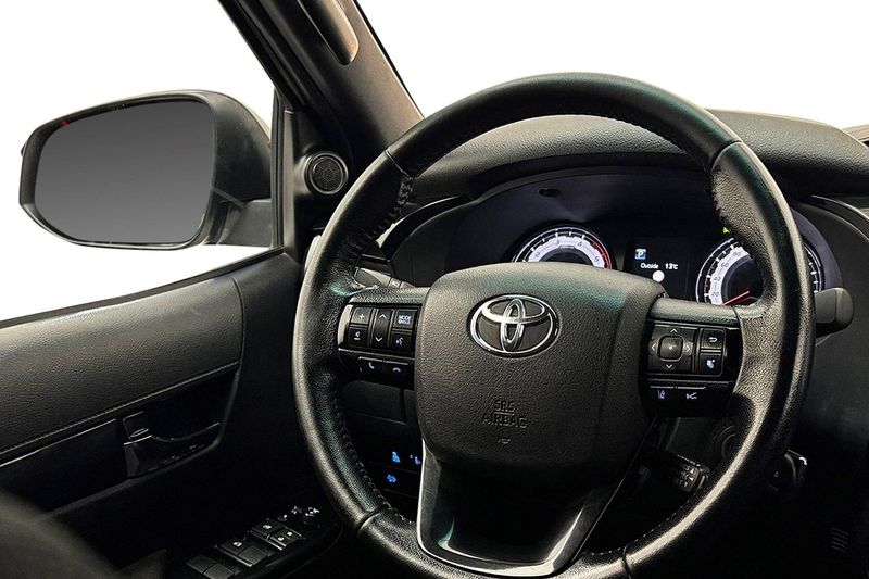Toyota Hilux bild 15