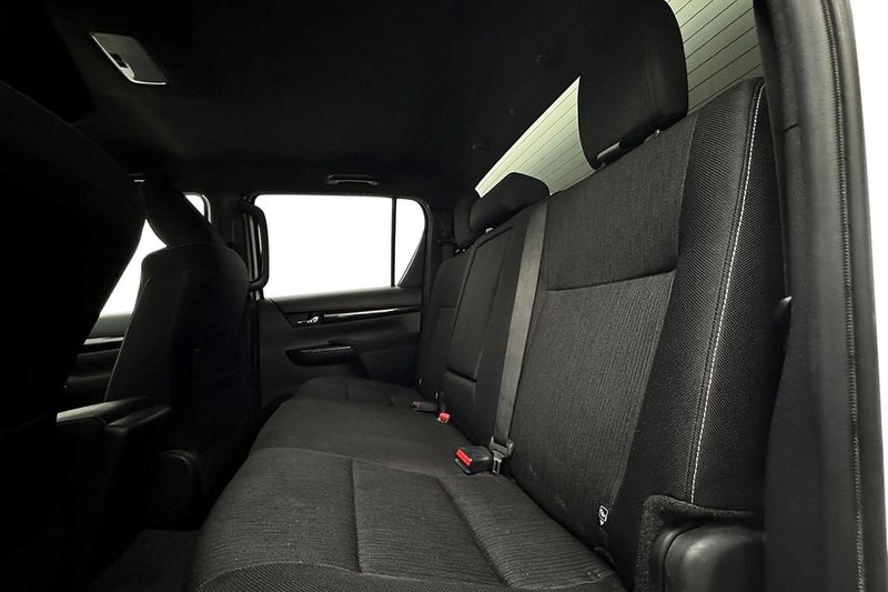 Toyota Hilux bild 13