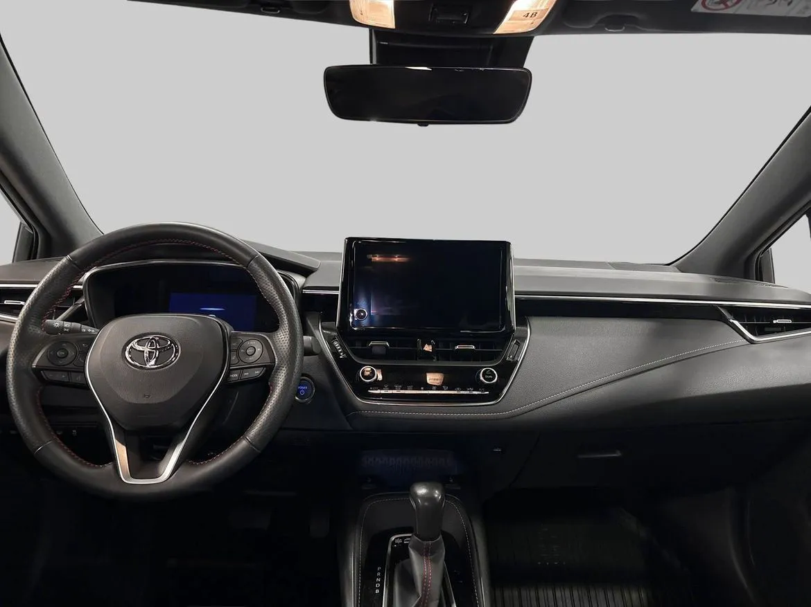 Vehicle image 11