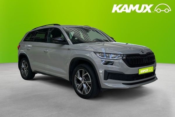 Skoda Kodiaq 2.0 TSI 4x4 Sportline 7-sits B-kamera Cockpit Drag Värm - 2023
