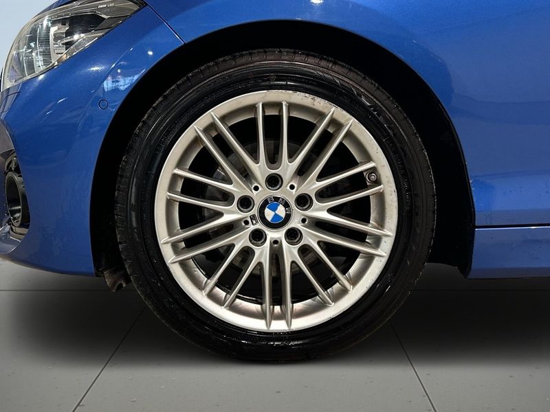 BMW 120 bild 14