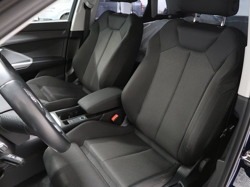 Audi Q3 bild 18