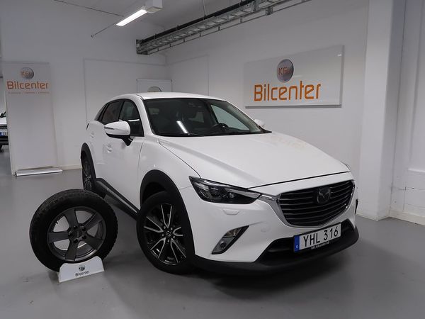 Mazda CX-3 2.0 SKYACTIV-G V-Däck ingår BOSE-HUD-Kamera-Navi-Adapti - 2016