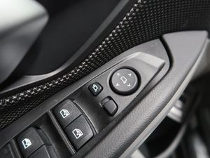 BMW 330 bild 27