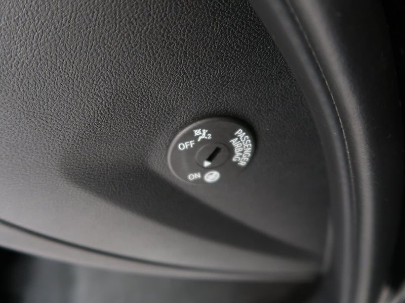 BMW 330 bild 32