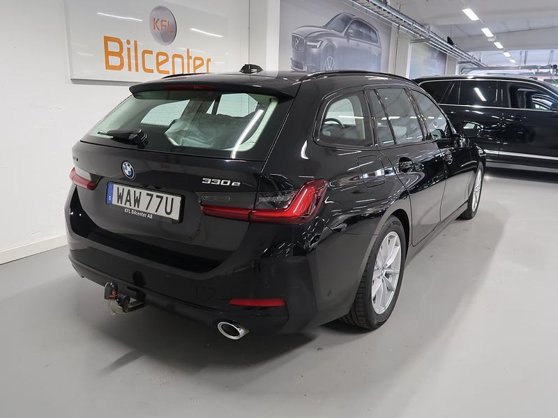 BMW 330 bild 6