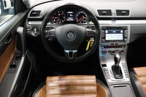 Volkswagen Passat bild 13