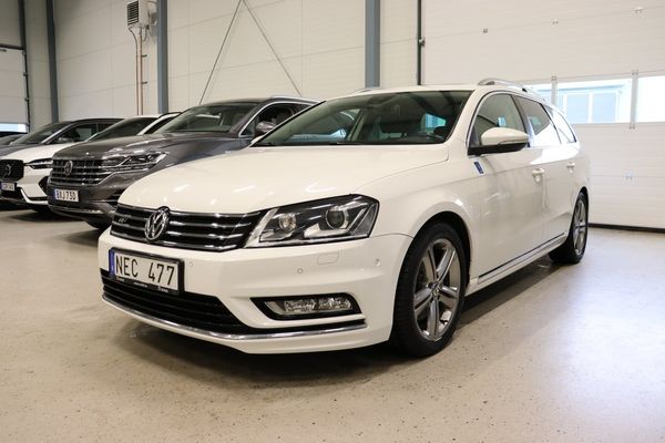 Volkswagen Passat R-Line 2.0 TDI 4Motion Drag B-Kam Pano Läder 170hk - 2013