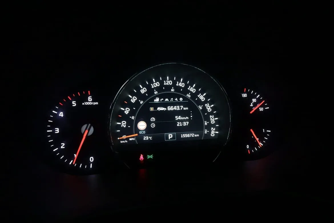 Vehicle image 25