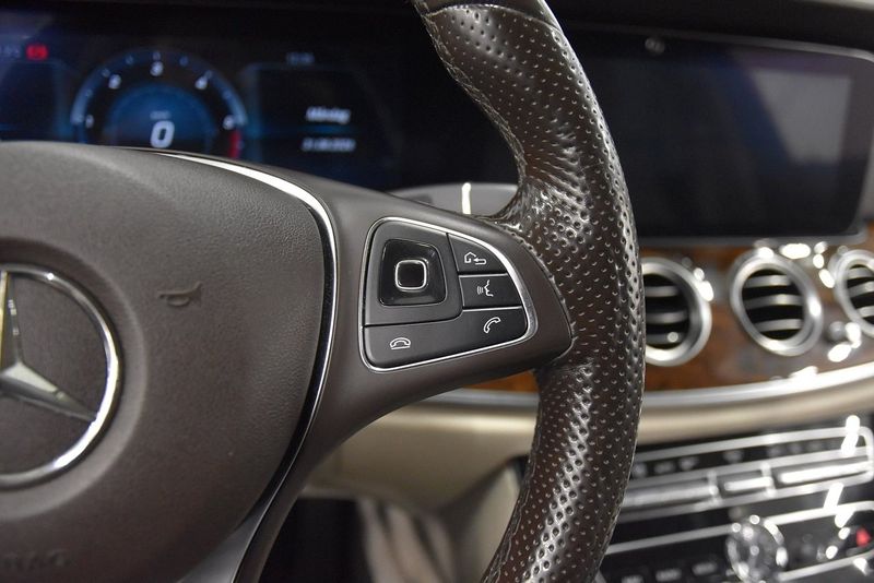 Mercedes E220 bild 11