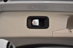 Mercedes E220 bild 26