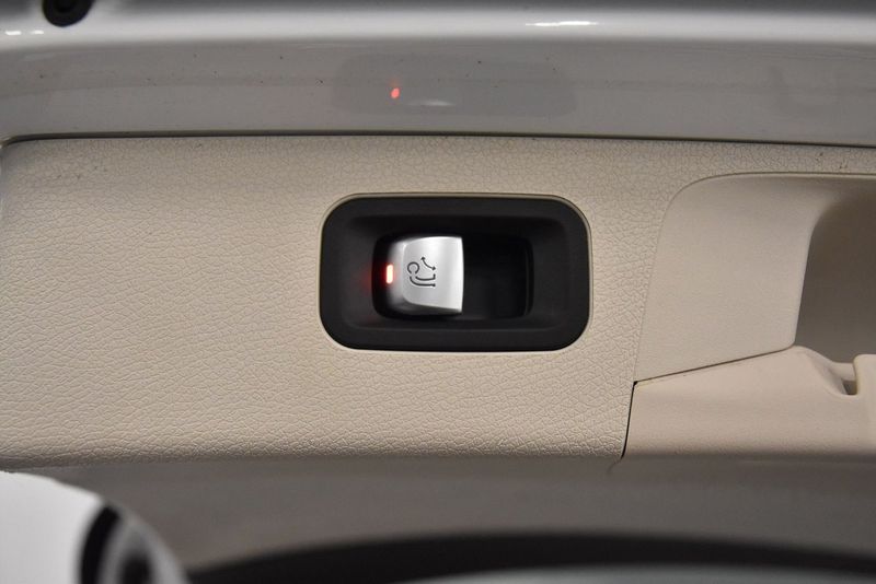 Mercedes E220 bild 26