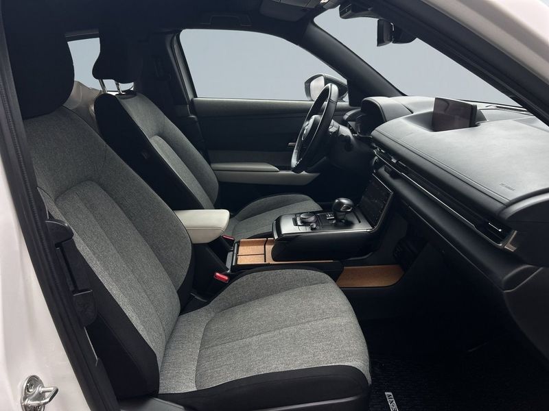 Mazda MX-30 bild 10