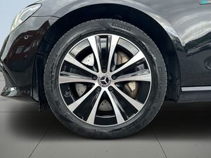 Mercedes E300 bild 14