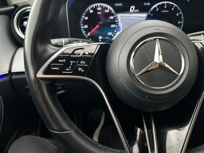 Mercedes E300 bild 22