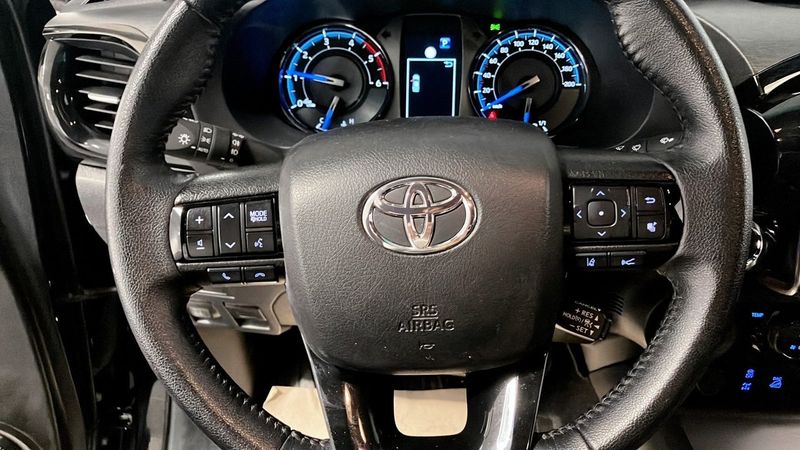 Toyota Hilux bild 15