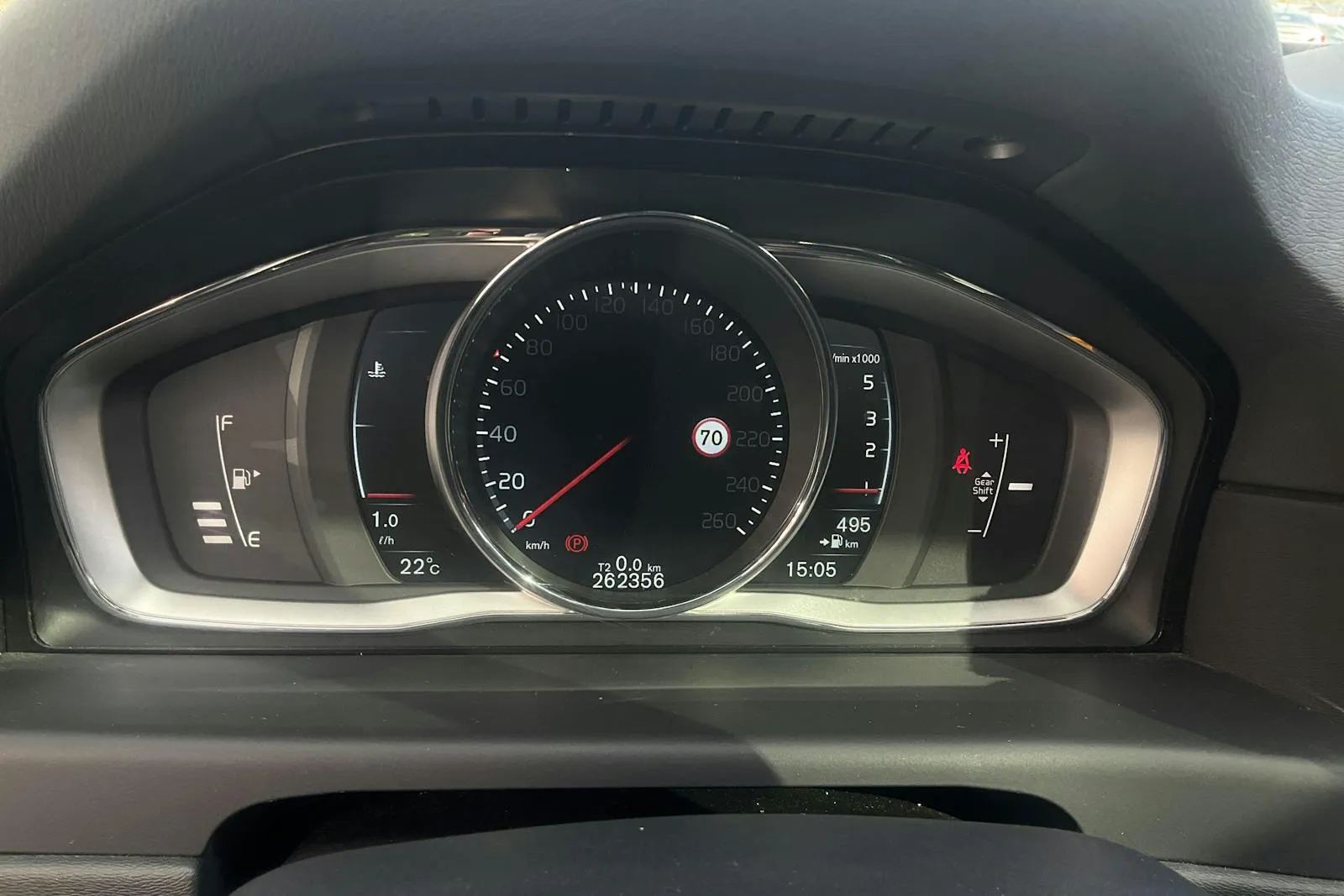 Vehicle image 9
