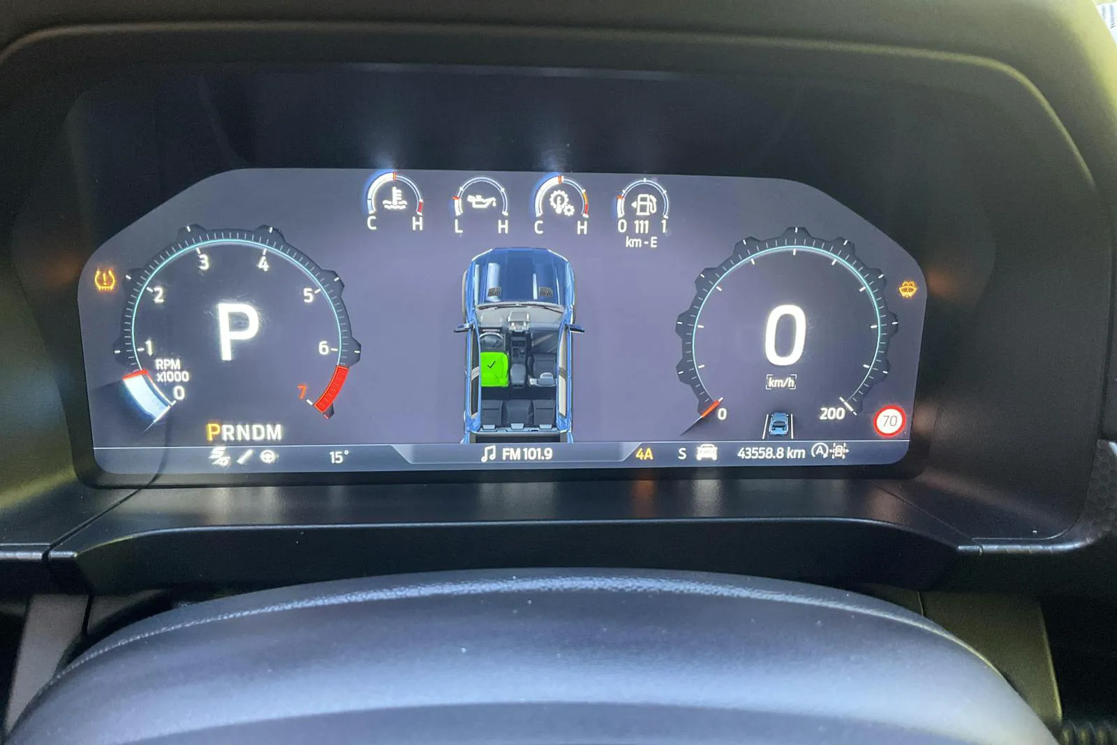 Vehicle image 9