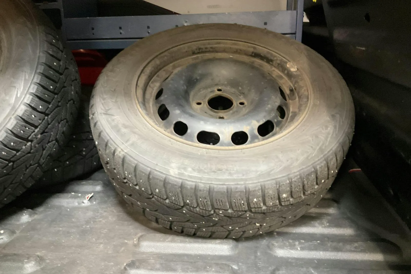 Vehicle image 9
