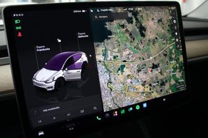 Tesla Model Y bild 23