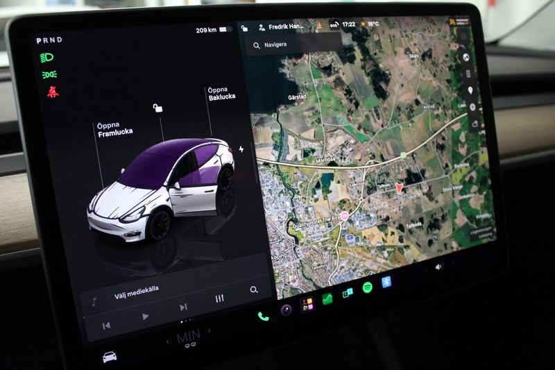 Tesla Model Y bild 23