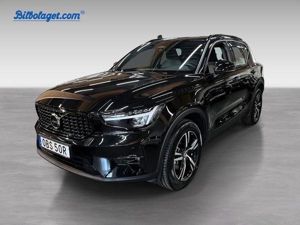 Volvo XC40 B4 FWD Bensin Plus Dark - 2026