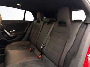Mercedes CLA200 bild 27