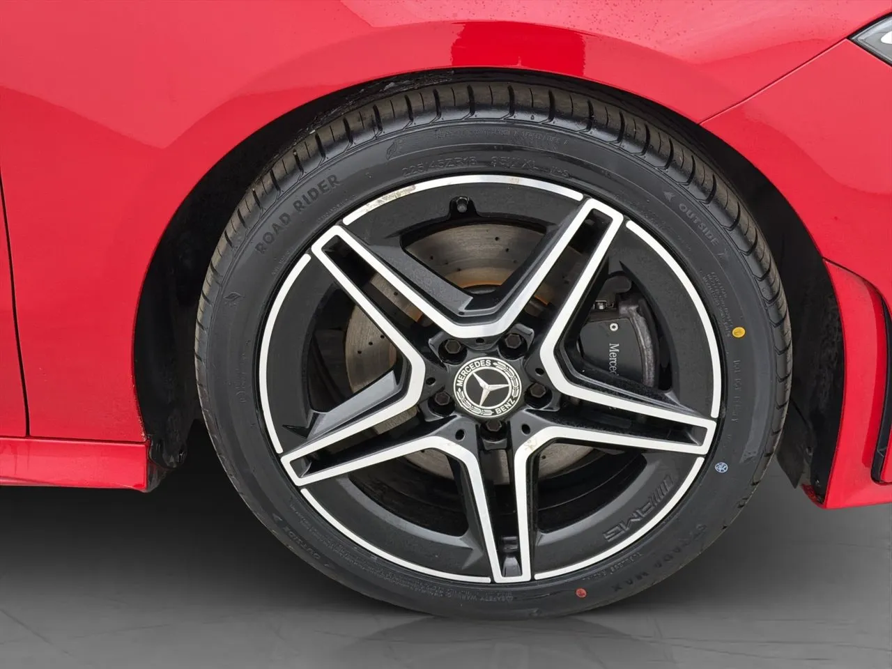 Vehicle image 35