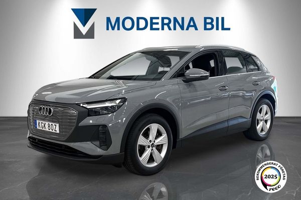 Audi Q4 e-tron 45 quattro 286hk Moms Cockpit Dragkrok B-kamera Adaptiv - 2024