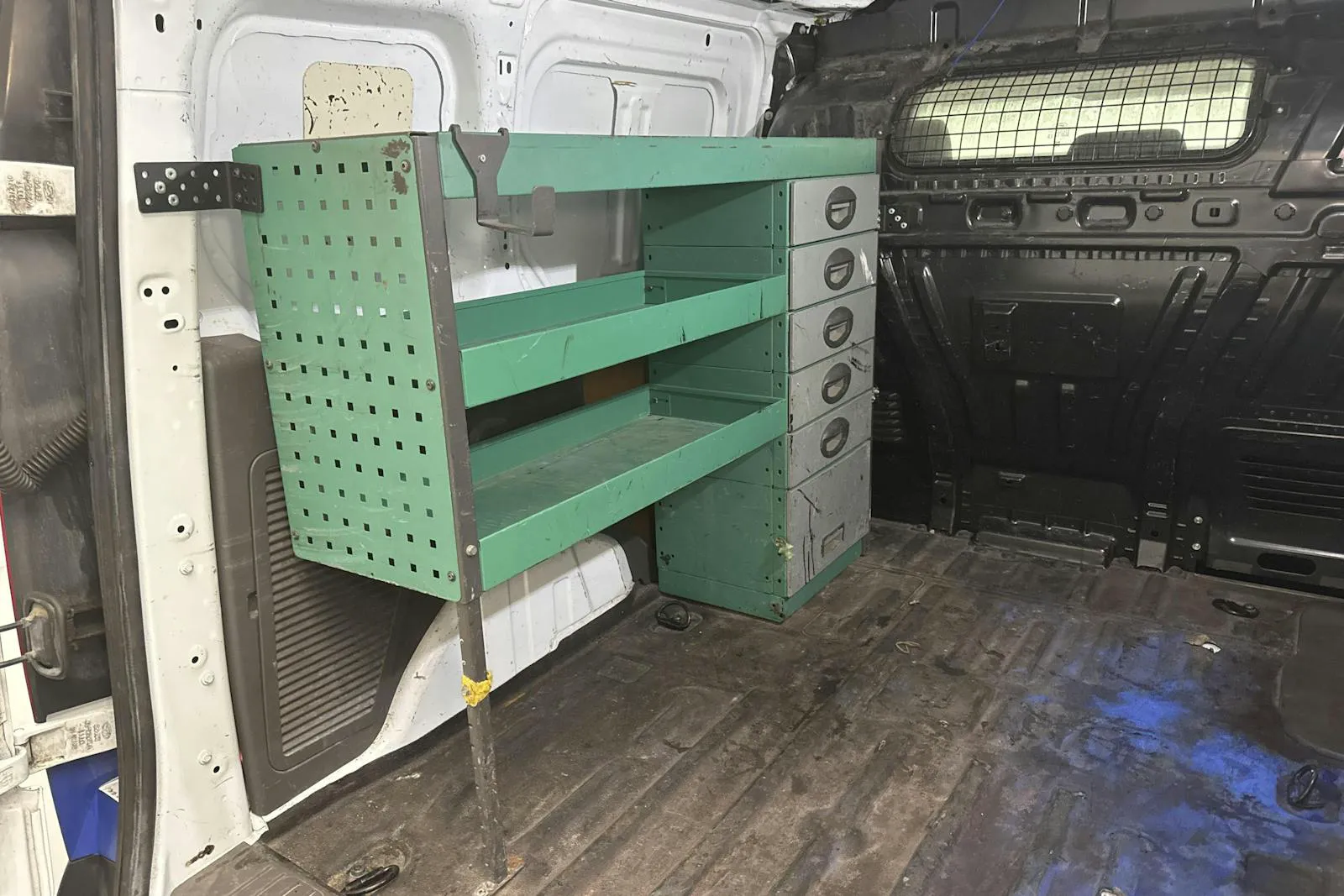 Vehicle image 13