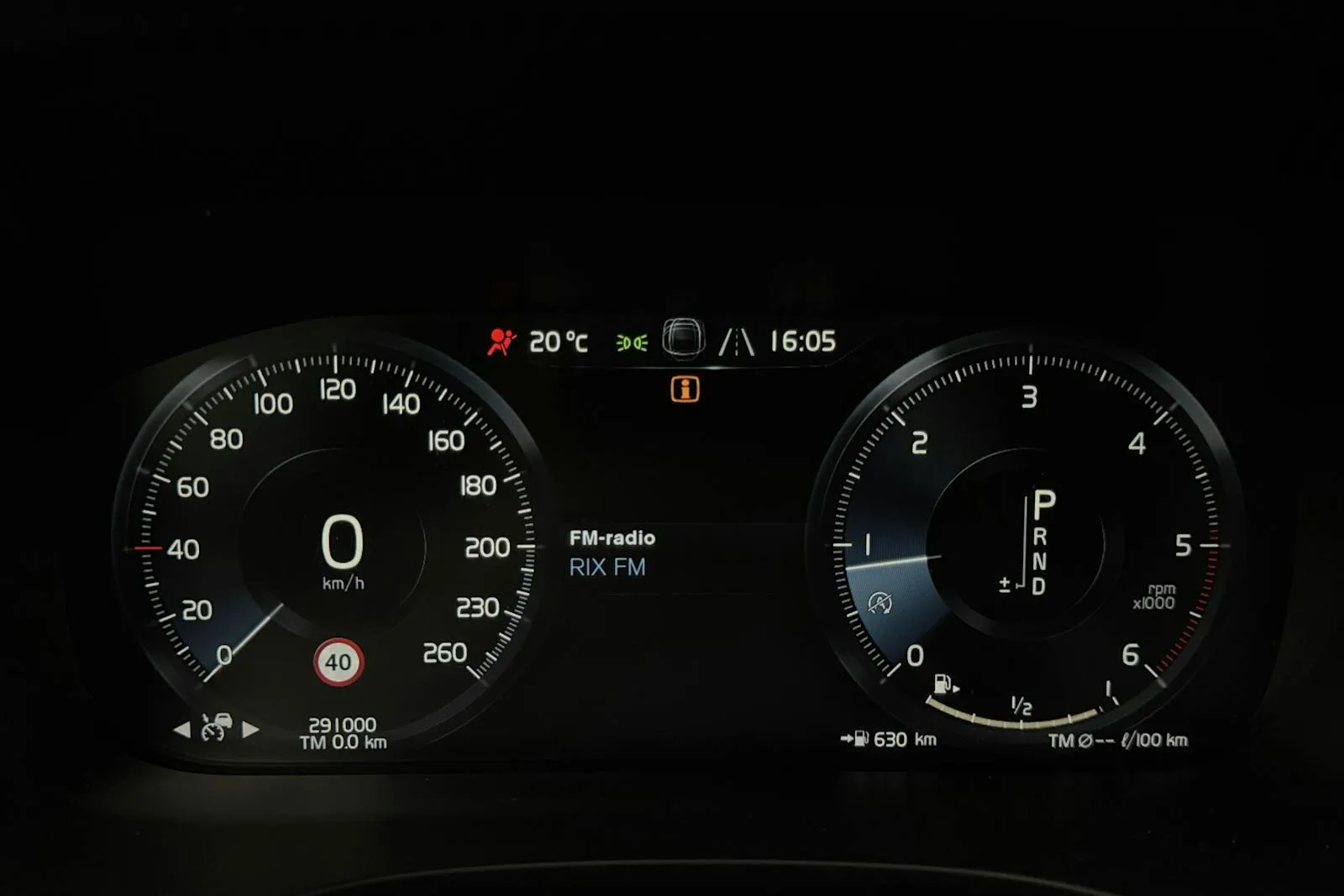 Vehicle image 9