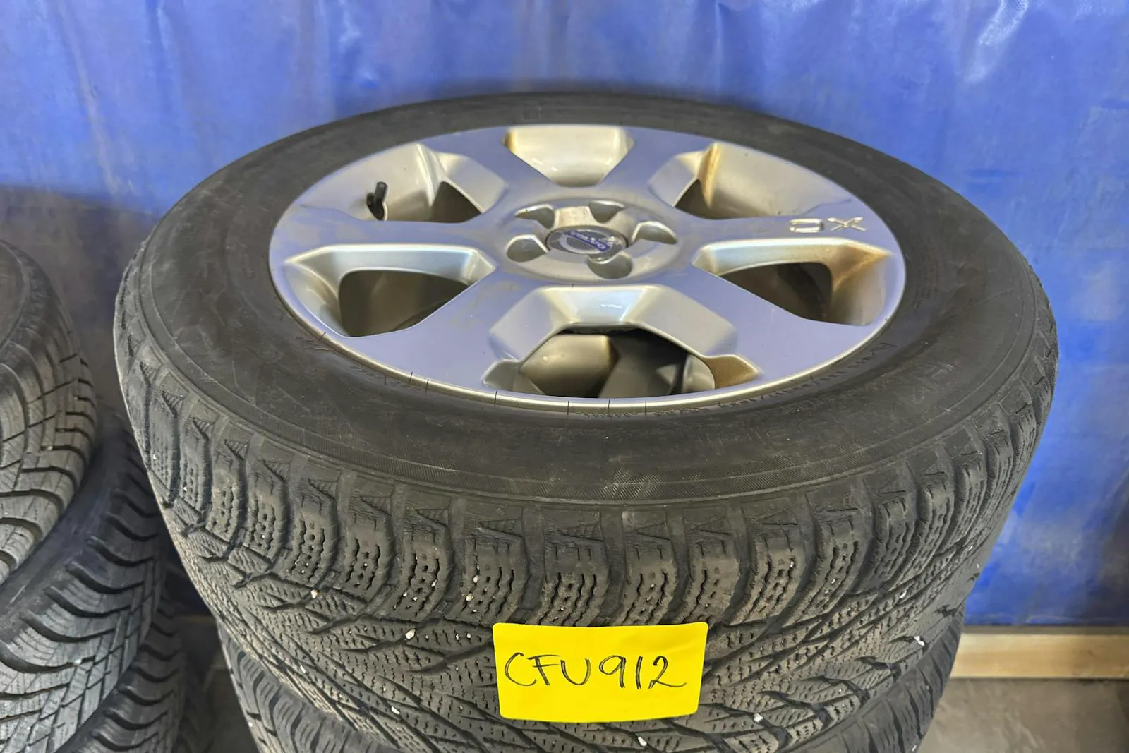 Vehicle image 13