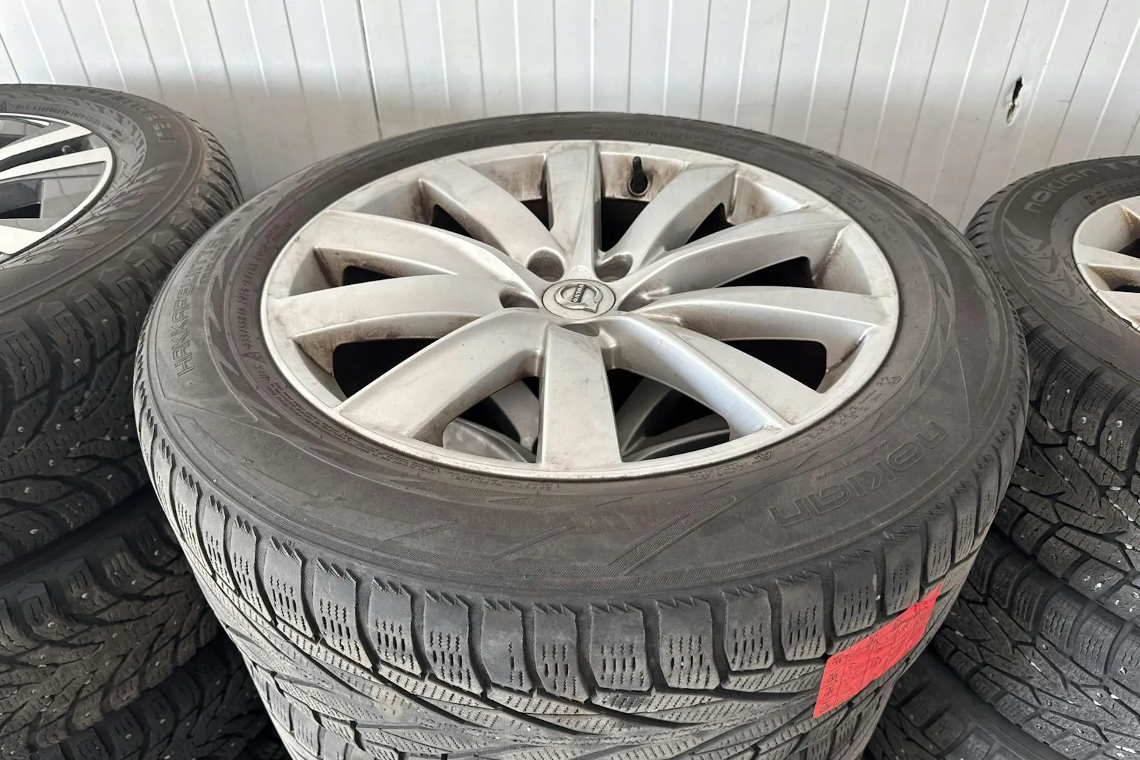 Vehicle image 18