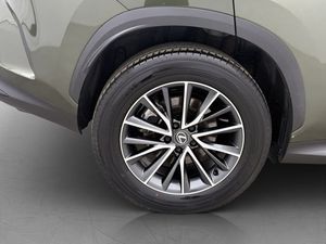 Lexus NX bild 29