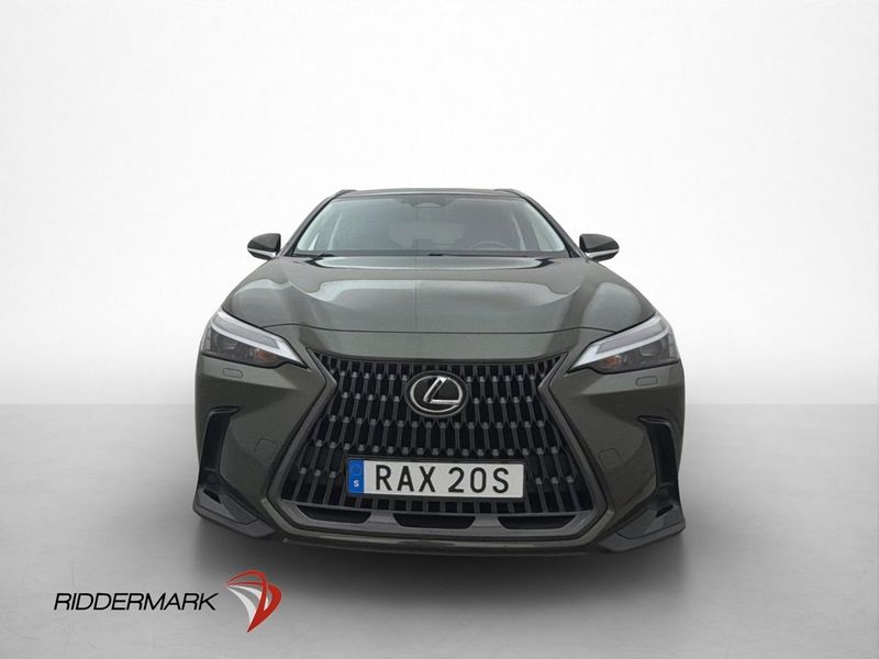 Lexus NX bild 2