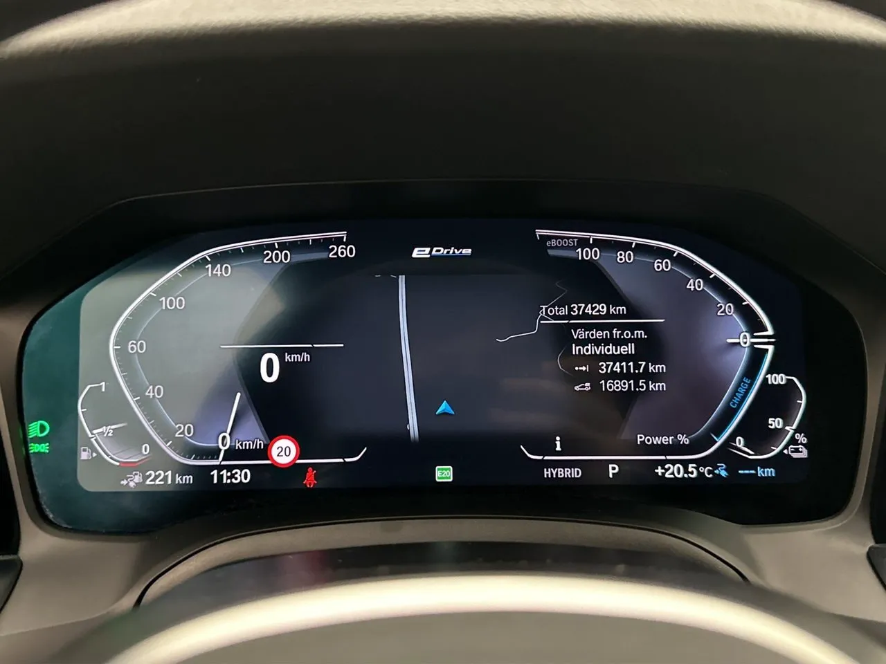 Vehicle image 20