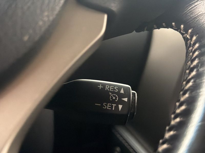 Lexus NX bild 26