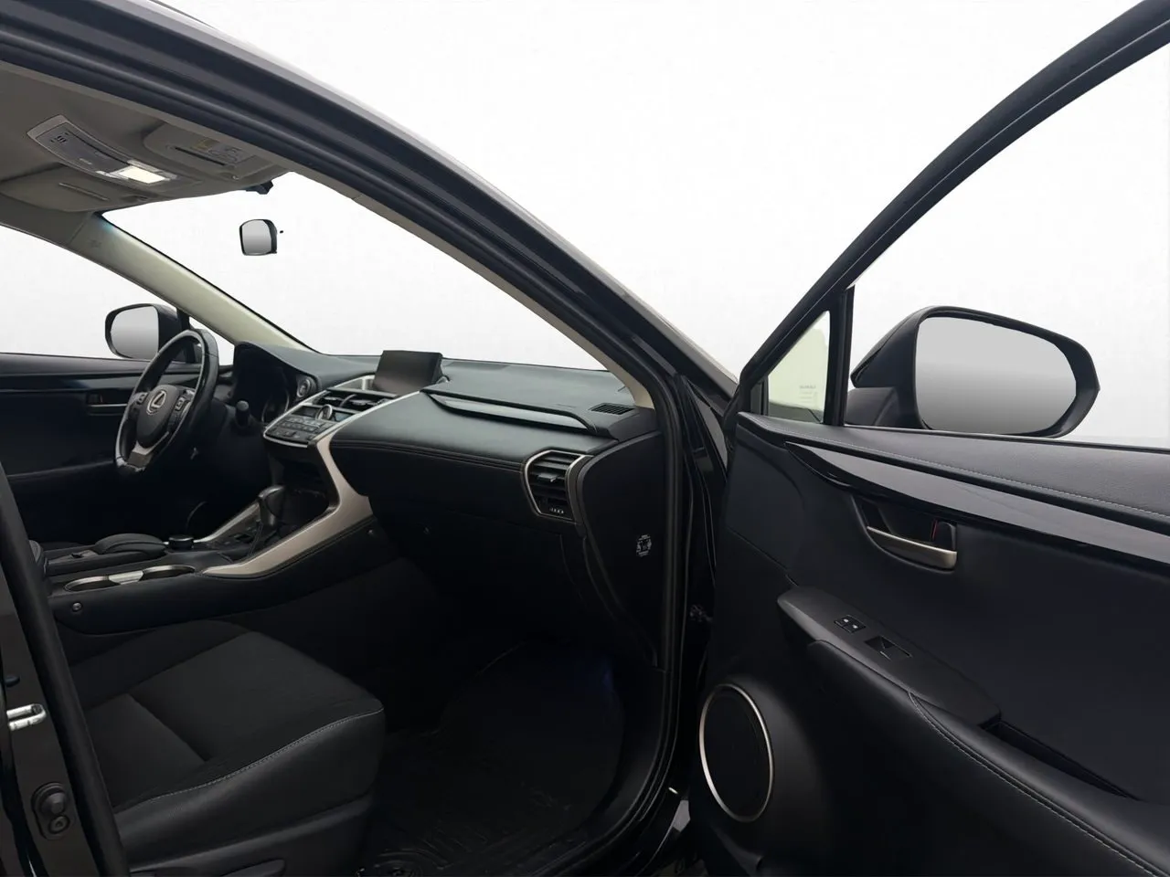 Vehicle image 14