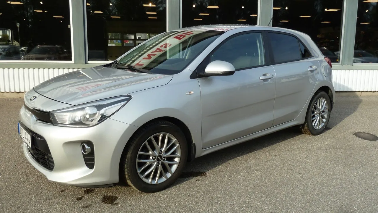 Vehicle image 1