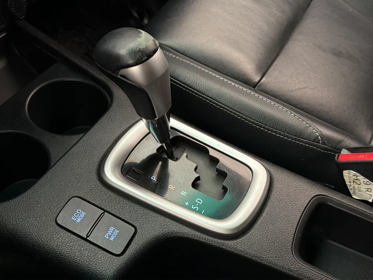 Vehicle image 27
