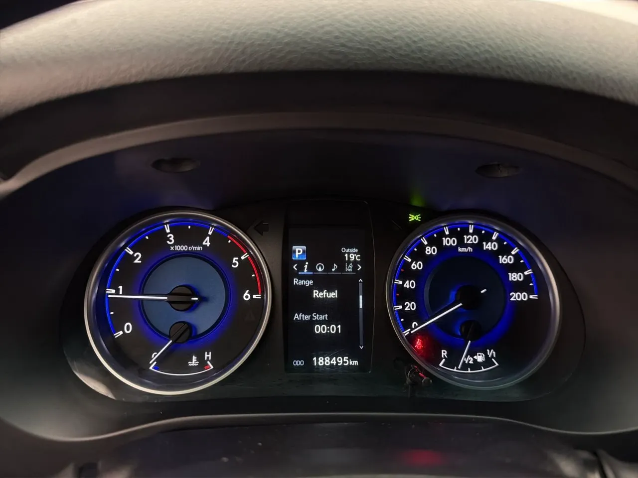 Vehicle image 18