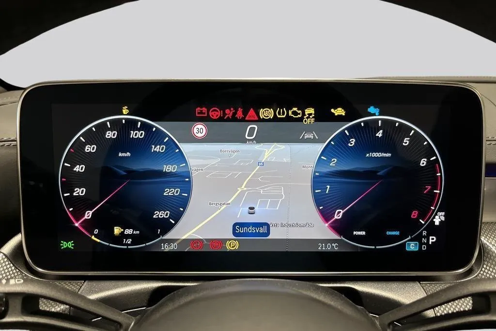 Vehicle image 9