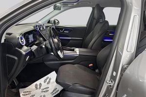 Mercedes GLC300 bild 8