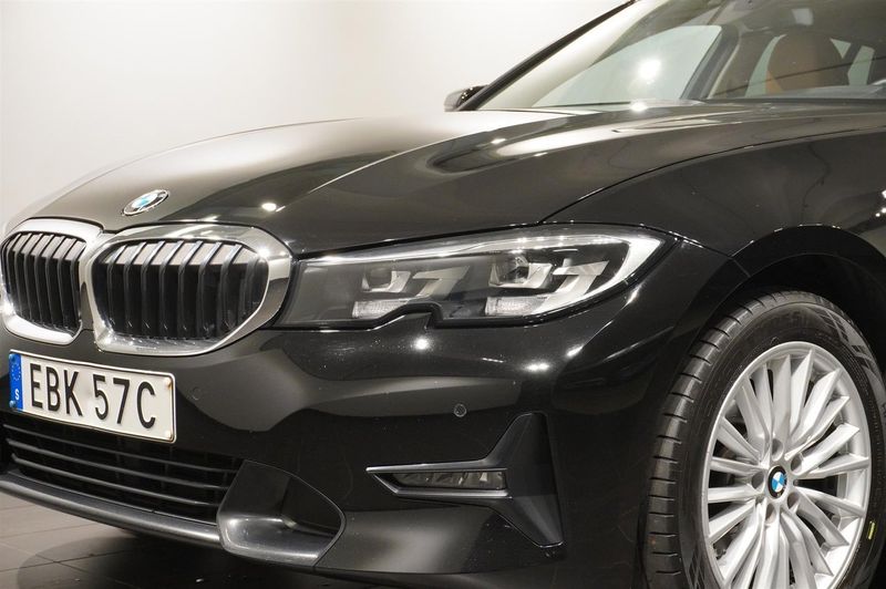 BMW 320 bild 8