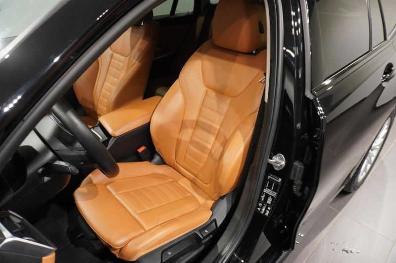 BMW 320 bild 10