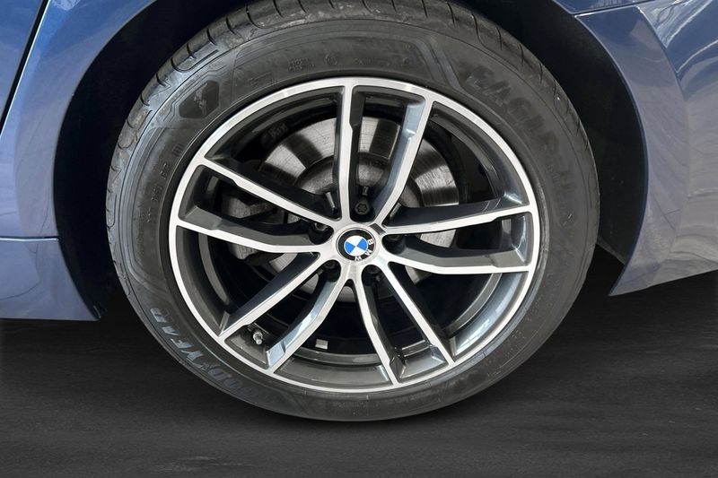 BMW 520 bild 15