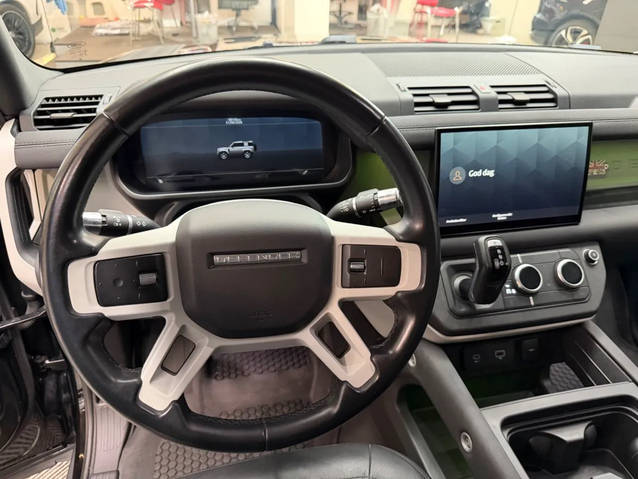 Vehicle image 8