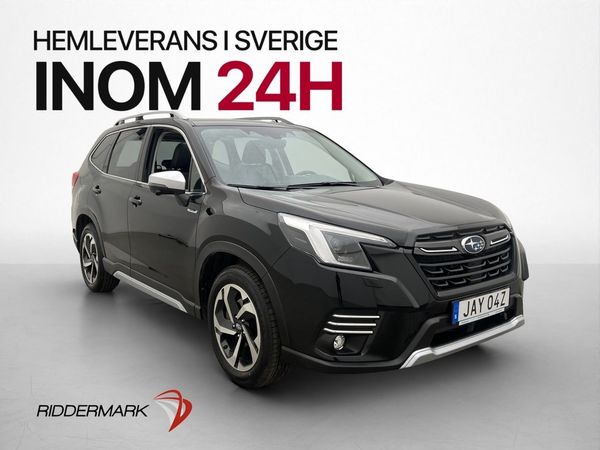Subaru Forester e-Boxer XFuel AWD Pano H/K M-Värm Skinn Drag - 2024