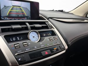 Lexus NX bild 20