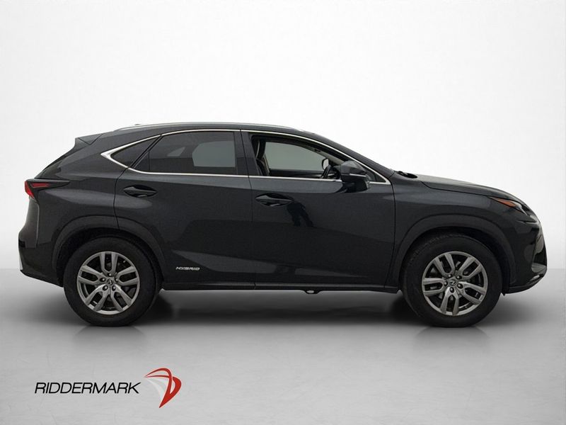 Lexus NX bild 6
